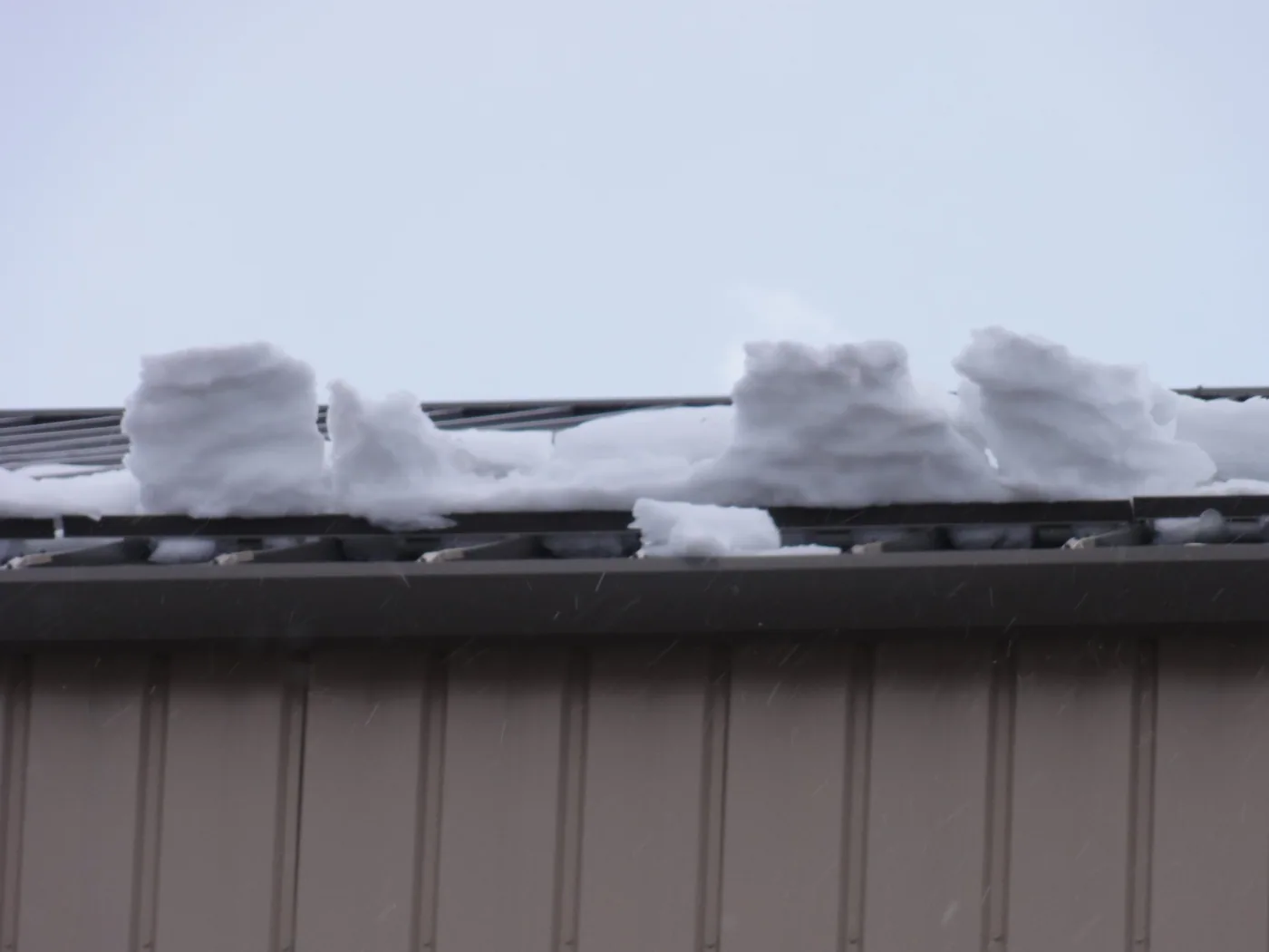 is the "Wrong Way" to hold snow and ice on a roof